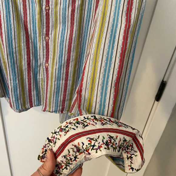 Robert Graham collared button down shirt - Picture 2 of 3